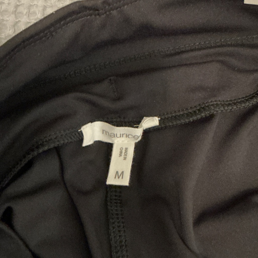Maurices NWT Black High Rise Jogger size Medium - Picture 12 of 13